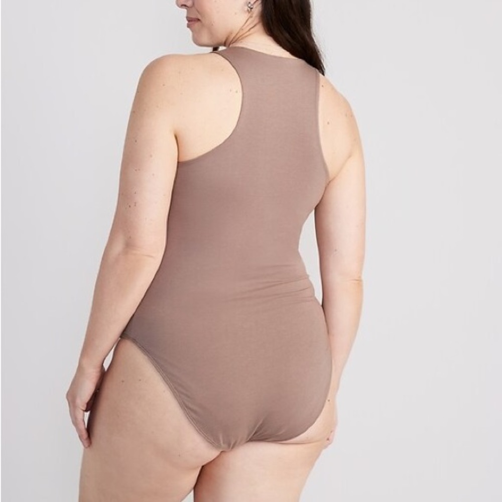 OLD NAVY Sleeveless High-Neck HALTER Bodysuit - NWT - SIZE S